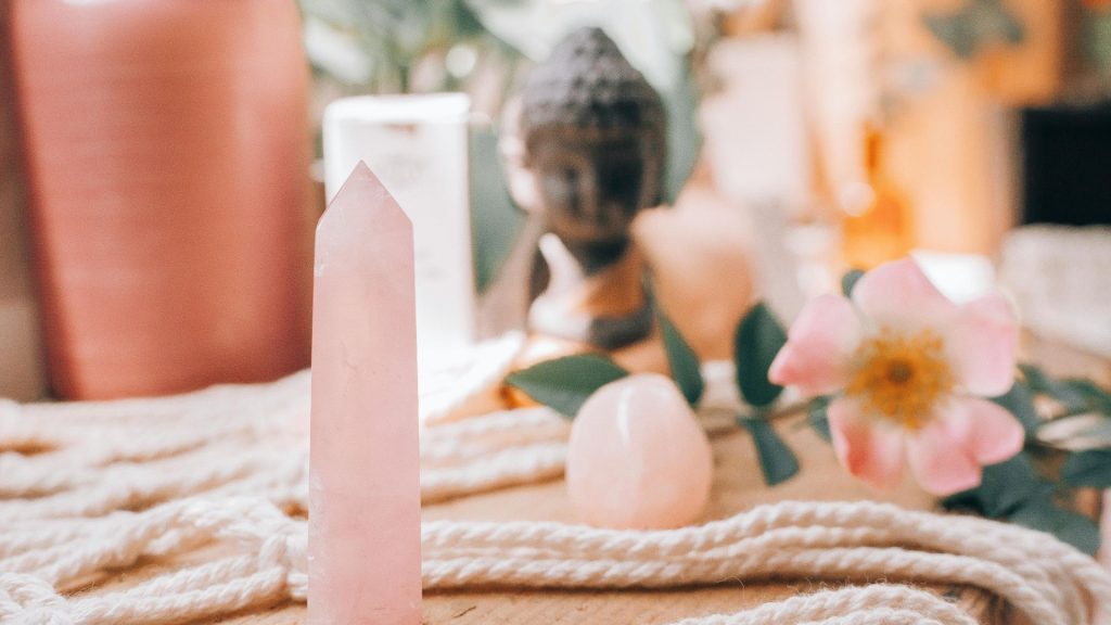 significado espiritual de las rosas blancas
